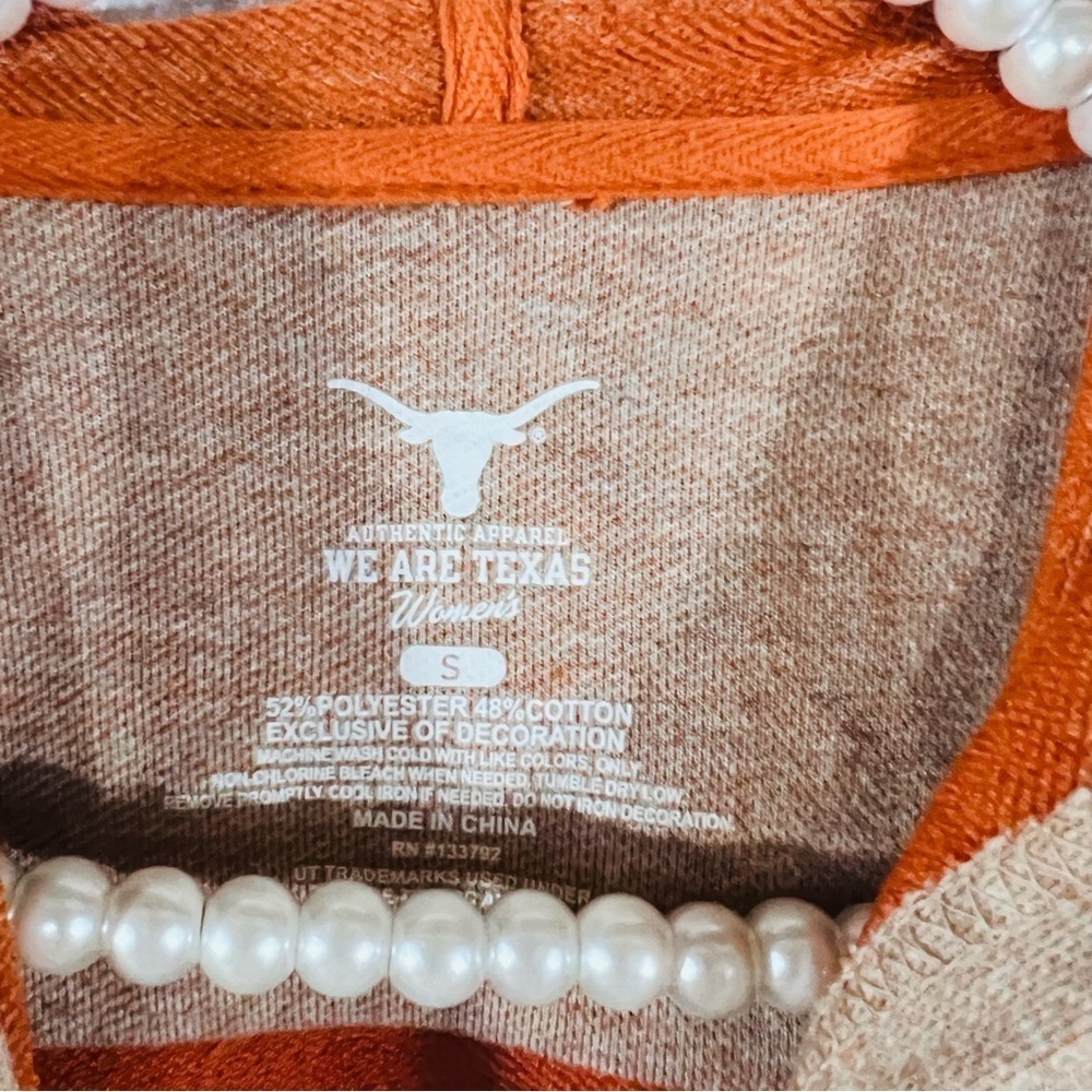 We Are Texas Women's Hook ‘Em Horns 1/4 Zip Hoodie Sweatshirt Jacket Size S - Picture 8 of 8